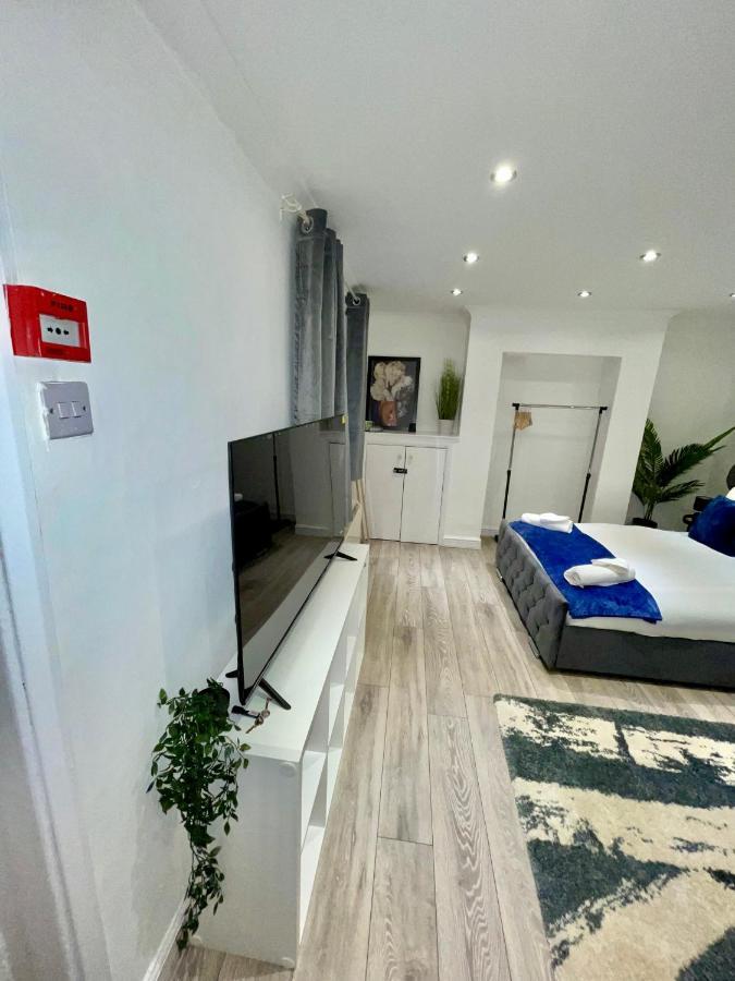 Stylish Cosy Studio Apartment Gravesend Exterior photo